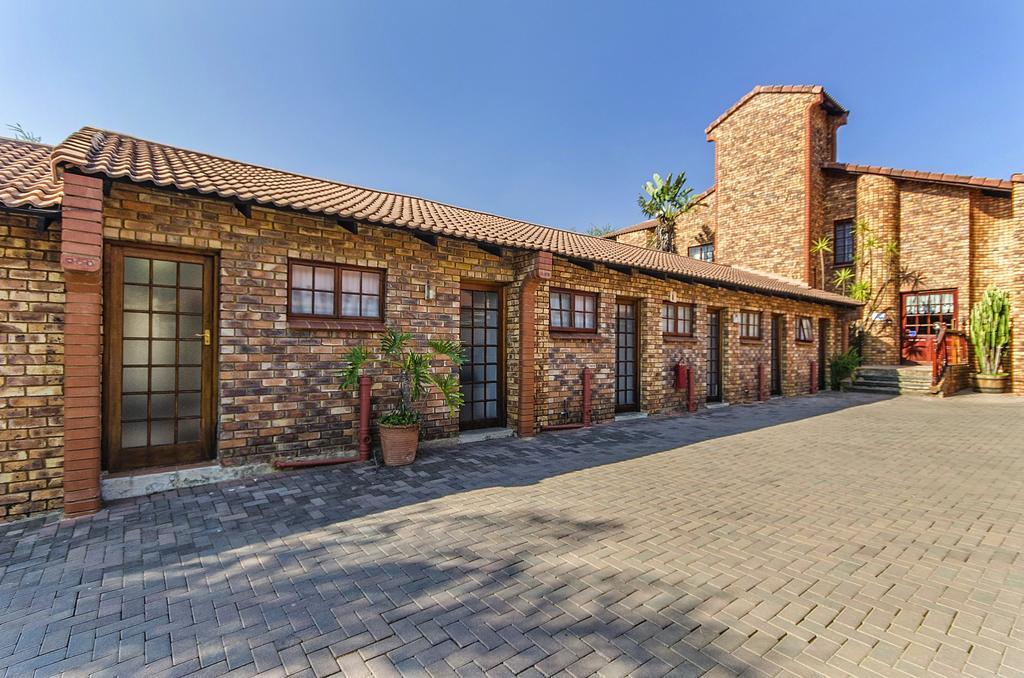 Peter'S Guesthouse Pretoria Luaran gambar
